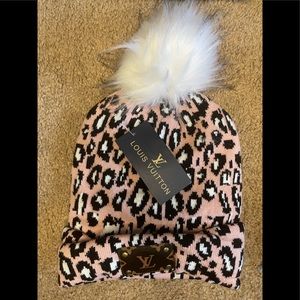Pink cheetah lv beanie